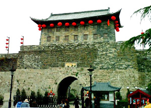 Ворота Чжунхуамэнь (Zhonghuamen)