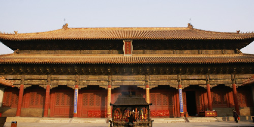 Храм на горе Тайшань