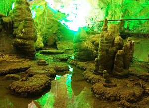Пещера Jiguan (Петуший гребень)