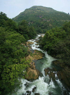Водопад Хуангошу 