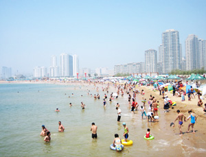 Морской пляж Парка Синхай
